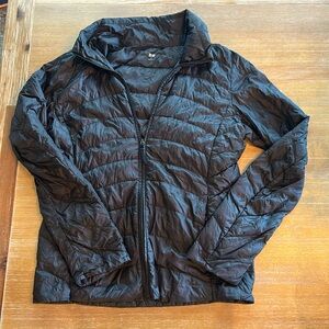 Uniqlo Medium Black Lightweight Down Jacket